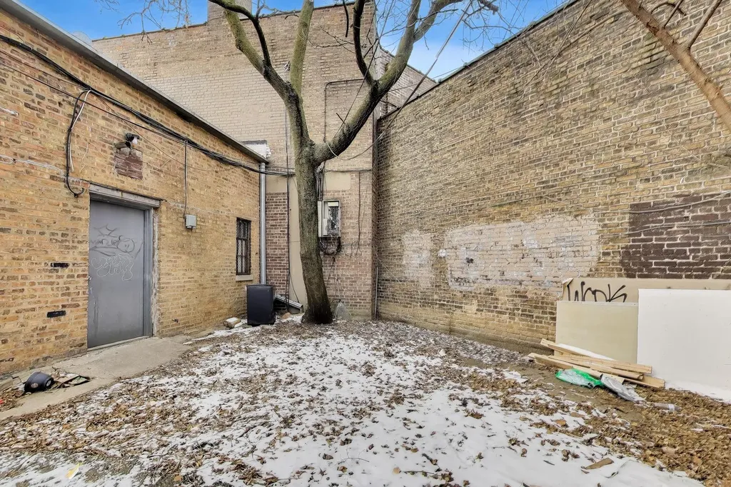 3426 West Diversey Avenue Chicago IL 60647