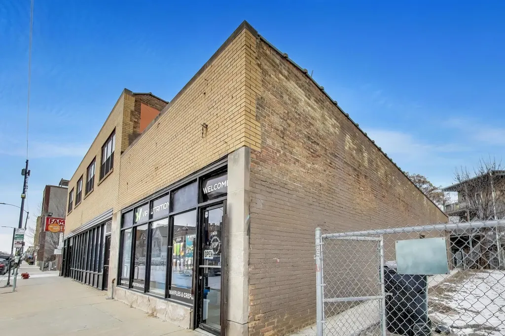 3426 West Diversey Avenue Chicago IL 60647