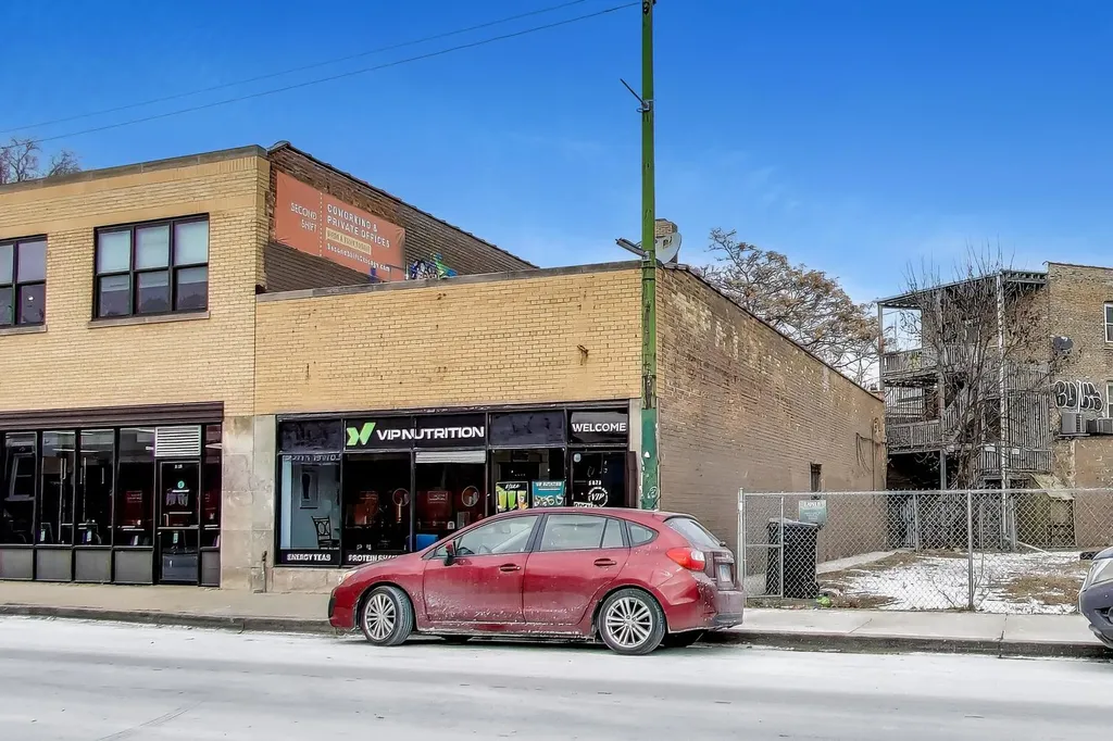 3426 West Diversey Avenue Chicago IL 60647
