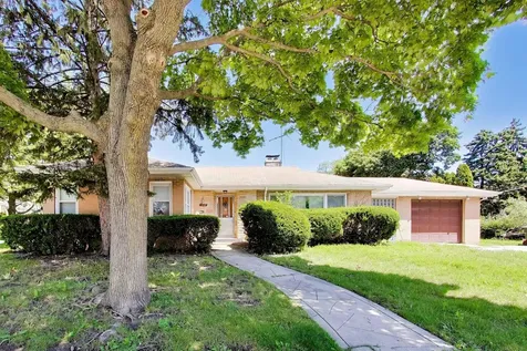 3360 West Arthur Avenue Lincolnwood IL 60712
