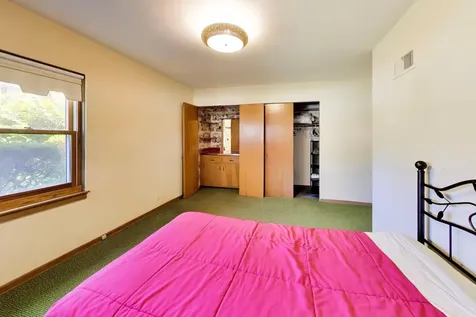 3360 West Arthur Avenue Lincolnwood IL 60712