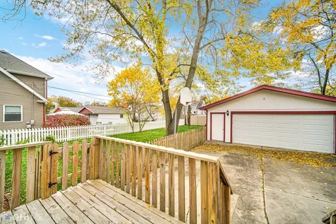 6661 Glenview Drive Tinley Park IL 60477
