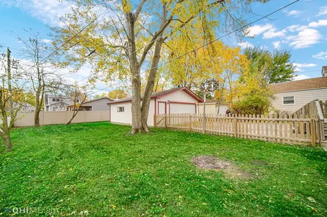 6661 Glenview Drive Tinley Park IL 60477