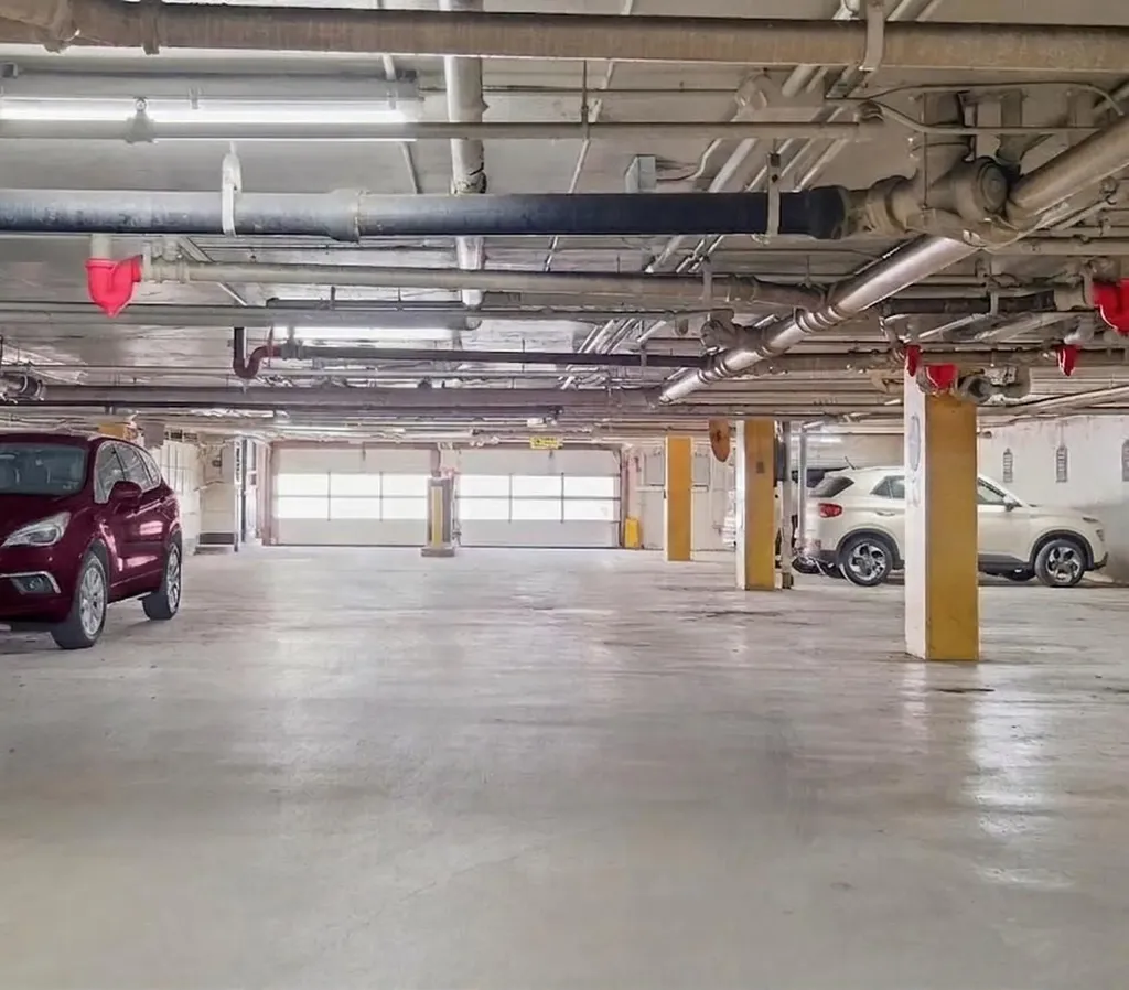 1255 North Sandburg Terrace Chicago IL 60610