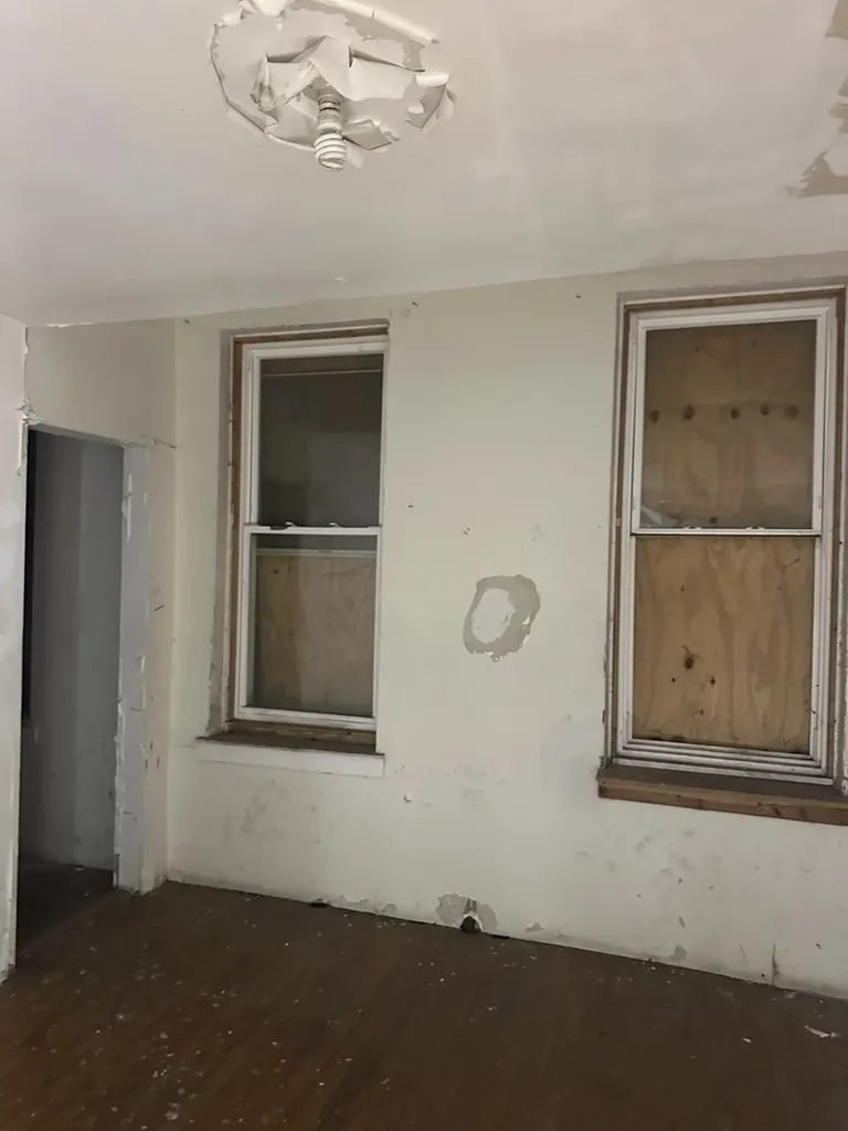 927 West Cullerton Street Chicago IL 60608