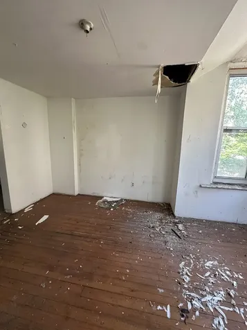 927 West Cullerton Street Chicago IL 60608