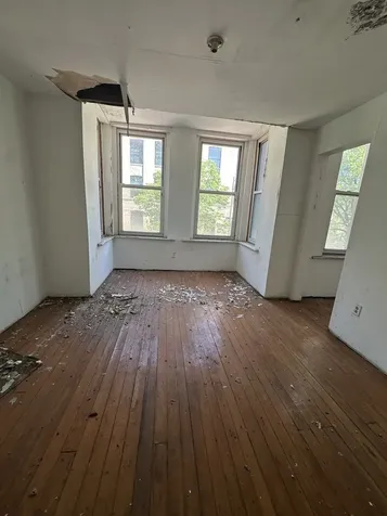 927 West Cullerton Street Chicago IL 60608
