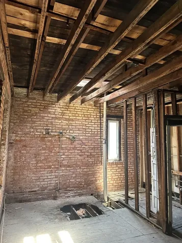 927 West Cullerton Street Chicago IL 60608