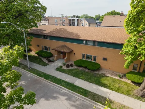 7525 Adams Street Forest Park IL 60130