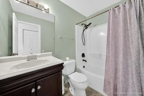 1141 Stonegate Road Algonquin IL 60102