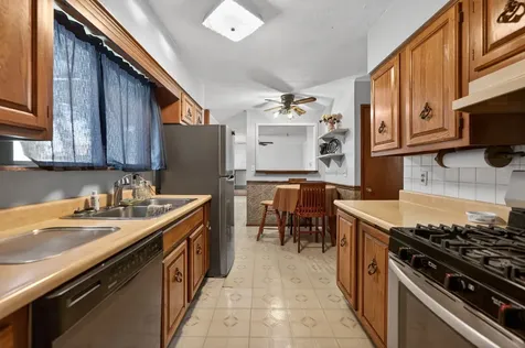 130 S Stott Street Genoa IL 60135