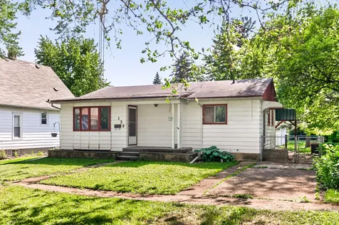 130 S Stott Street Genoa IL 60135