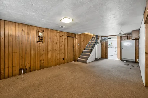 130 S Stott Street Genoa IL 60135