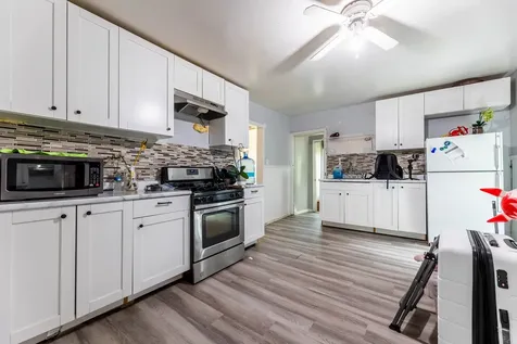 3233 Madison Avenue Brookfield IL 60513