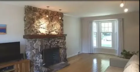 6843 Tripp Avenue Lincolnwood IL 60712
