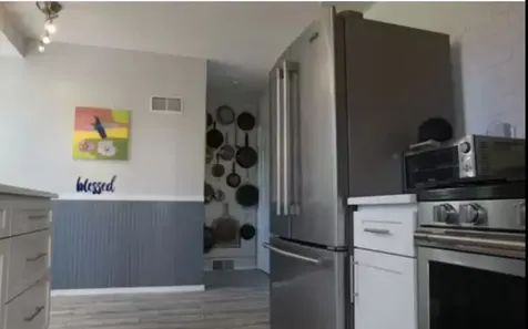 6843 Tripp Avenue Lincolnwood IL 60712