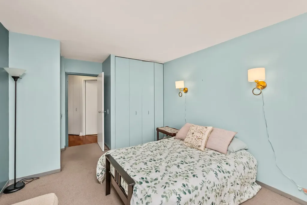 2800 North Orchard Street Chicago IL 60657