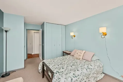 2800 North Orchard Street Chicago IL 60657