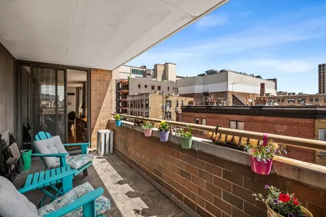 2800 North Orchard Street Chicago IL 60657