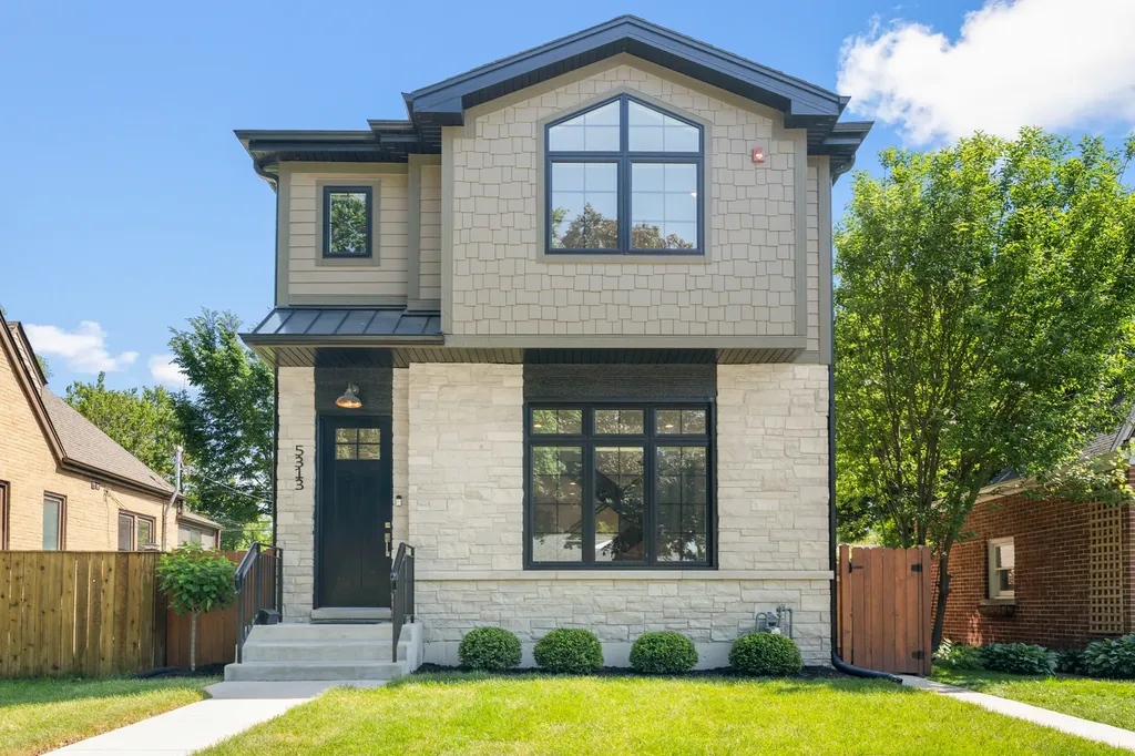 5313 Crain Street Skokie IL 60077