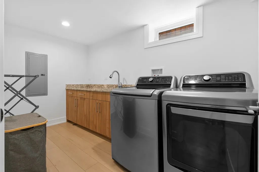 5313 Crain Street Skokie IL 60077