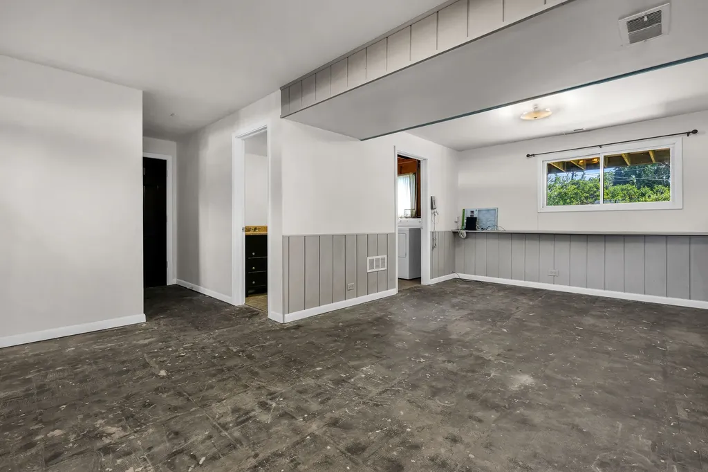 409 Marion Street Roselle IL 60172