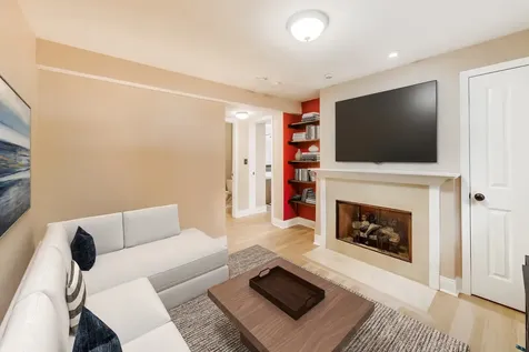 2148 North Sawyer Avenue Chicago IL 60647