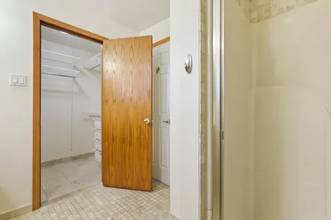 1240 117TH Street Lemont IL 60439
