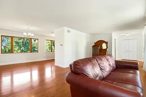 1240 117TH Street Lemont IL 60439