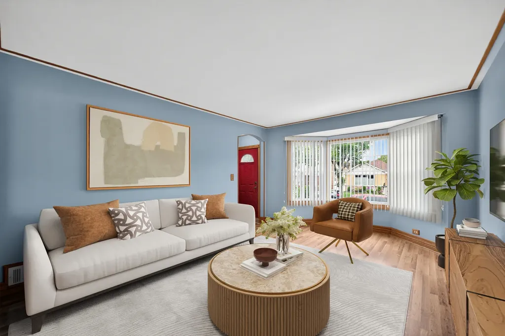 7317 West Myrtle Avenue Chicago IL 60631