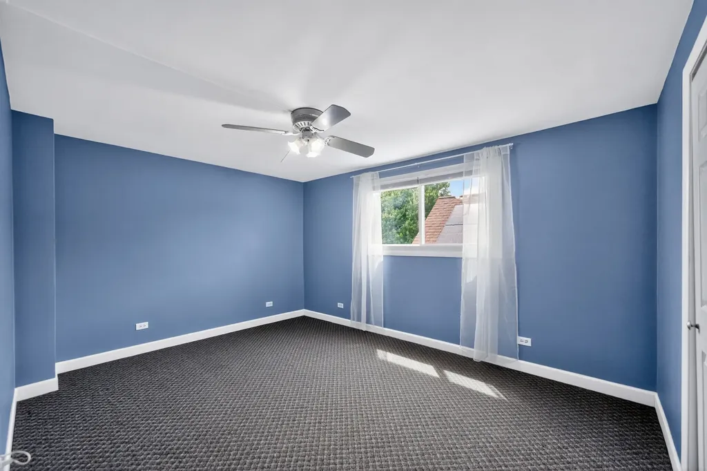 7317 West Myrtle Avenue Chicago IL 60631
