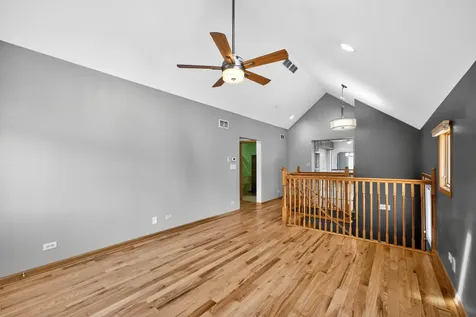 7317 West Myrtle Avenue Chicago IL 60631