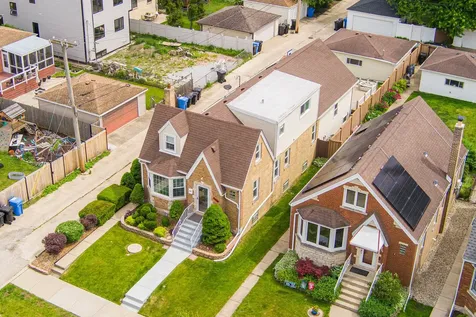 7317 West Myrtle Avenue Chicago IL 60631