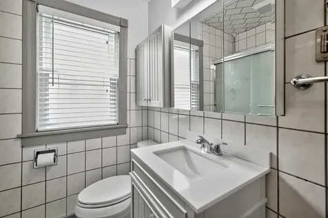 7317 West Myrtle Avenue Chicago IL 60631