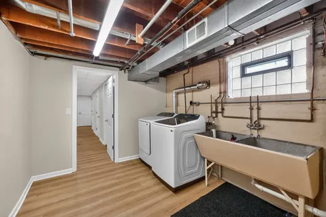 7317 West Myrtle Avenue Chicago IL 60631