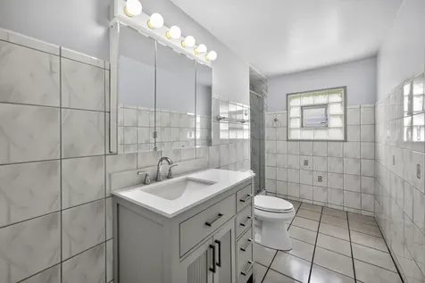 7317 West Myrtle Avenue Chicago IL 60631