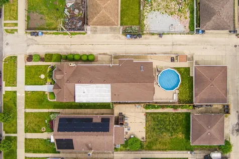 7317 West Myrtle Avenue Chicago IL 60631
