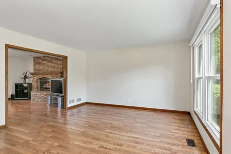 2433 Smalley Court West Dundee IL 60118