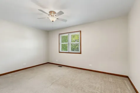 2433 Smalley Court West Dundee IL 60118