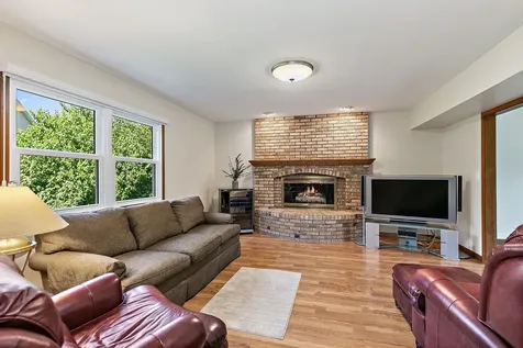 2433 Smalley Court West Dundee IL 60118