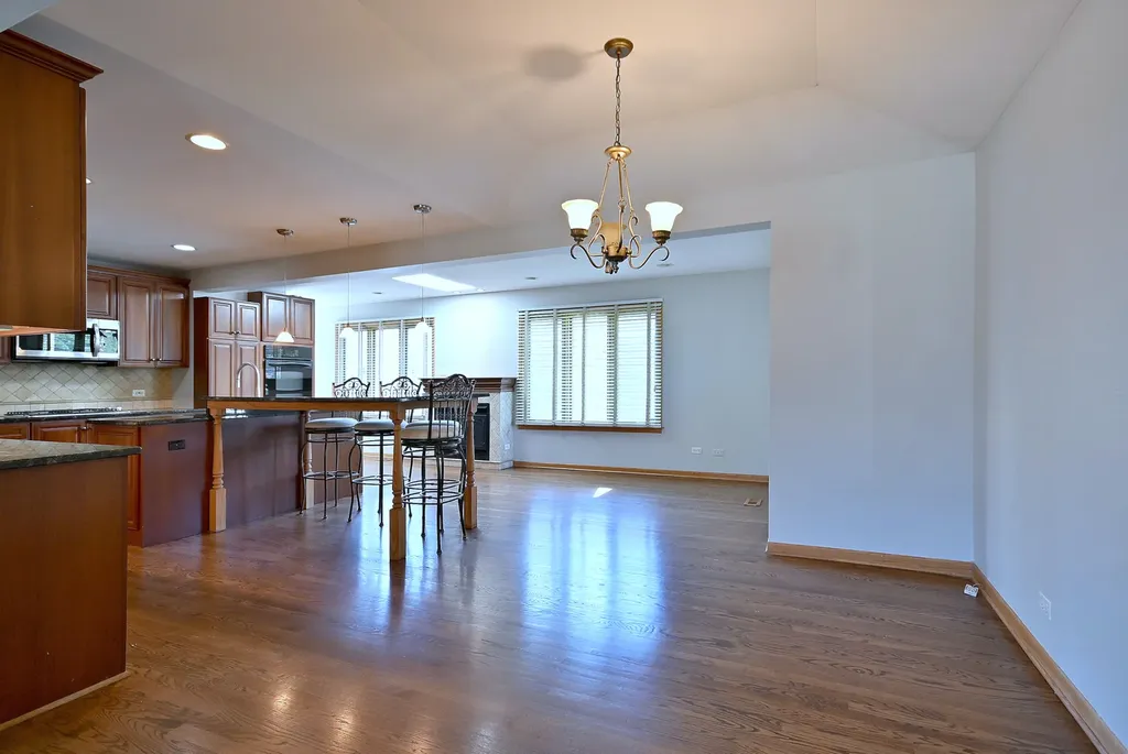 921 Greendale Avenue Park Ridge IL 60068