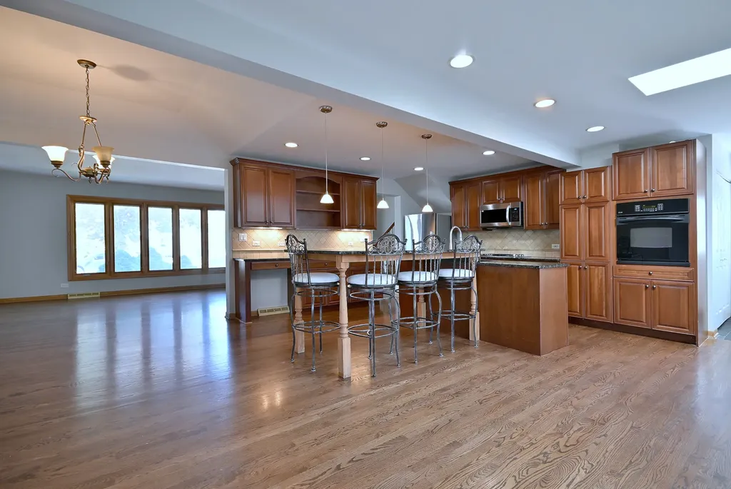 921 Greendale Avenue Park Ridge IL 60068