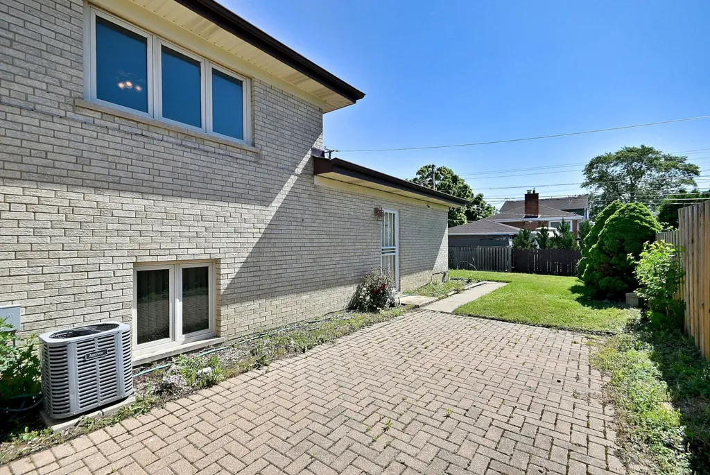 921 Greendale Avenue Park Ridge IL 60068