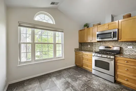 1619 Camberley Court Bartlett IL 60103