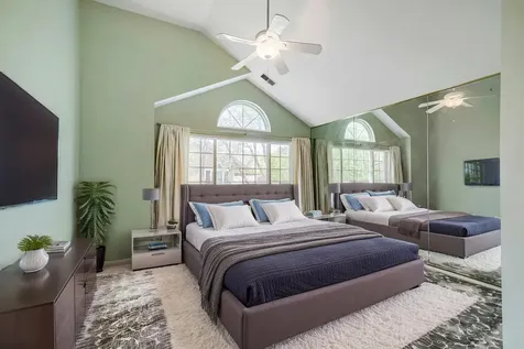 1619 Camberley Court Bartlett IL 60103
