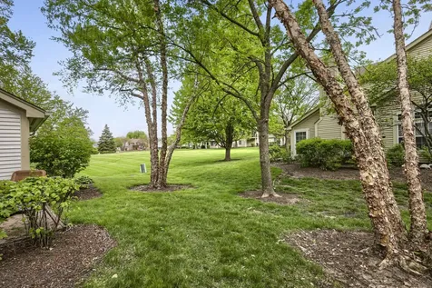 1619 Camberley Court Bartlett IL 60103