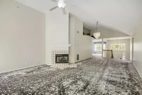 1619 Camberley Court Bartlett IL 60103