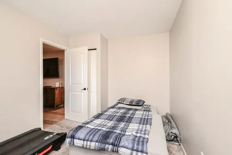 5150 Winona Lane Gurnee IL 60031