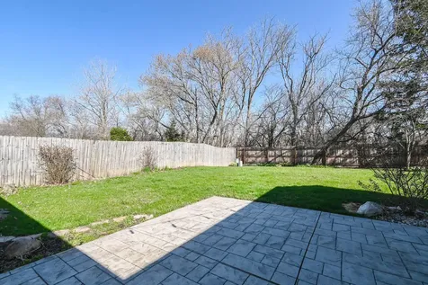 5150 Winona Lane Gurnee IL 60031