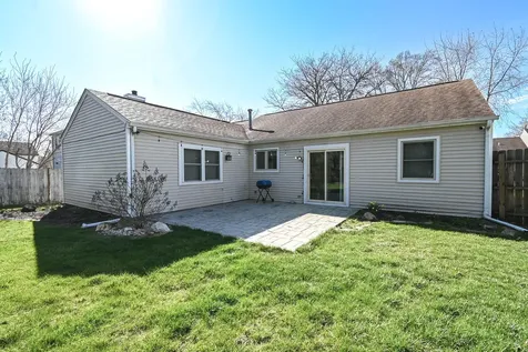 5150 Winona Lane Gurnee IL 60031